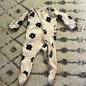 Jessica Simpson onesies- 2 for $10!